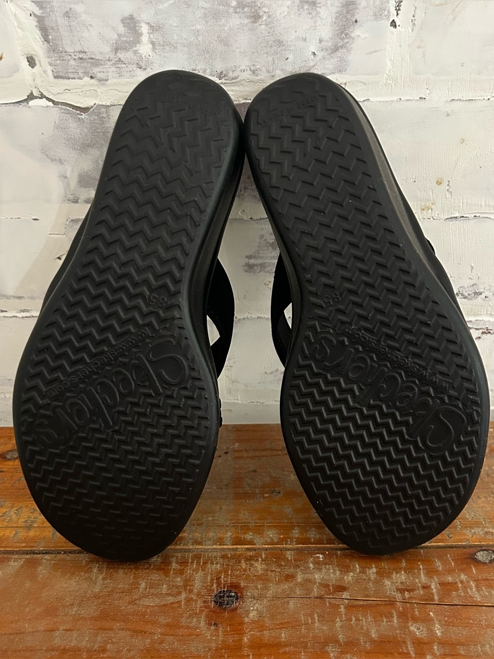 Skechers Black Wedge Rumblers Sandals Women’s Size 8.5 Comfortable Strappy - Picture 7 of 9